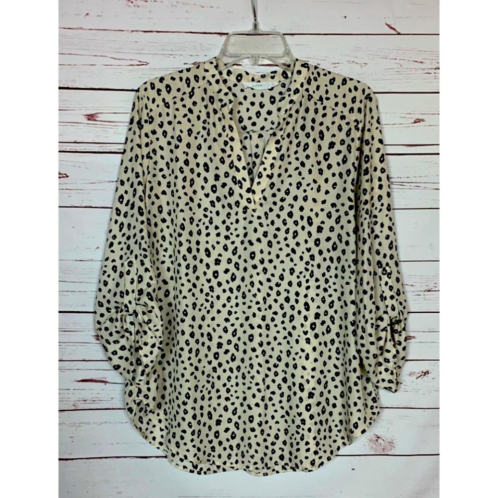 LUSH Women's XL Extra Large Beige Black Animal Print Cute Top Blouse Shirt